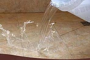彭水漏水维修 免砸砖防水材料该如何施工